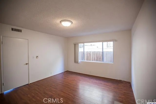 215 N Kenwood Street 105, Glendale, California 91206