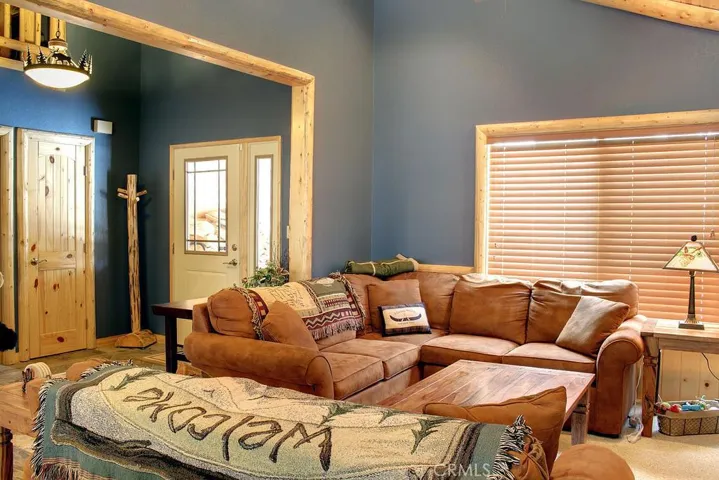 147 Teakwood Drive, Big Bear, California 92315