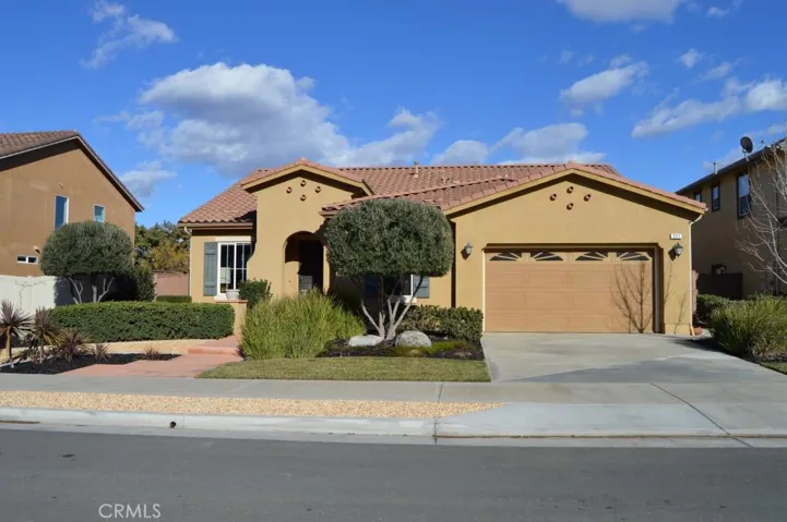 231 Pomegranate Street, San Jacinto, California 92582