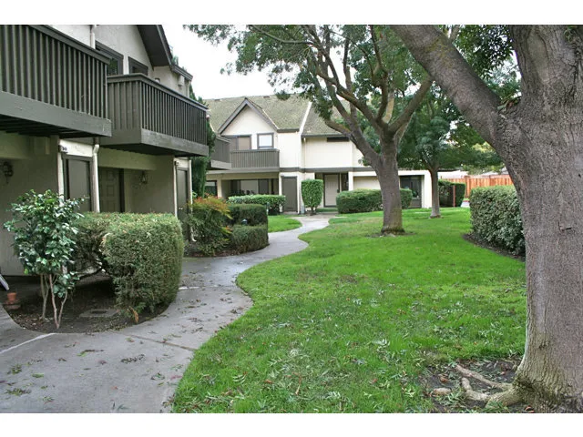 646 S Ahwanee Terrace, Sunnyvale, California 94085