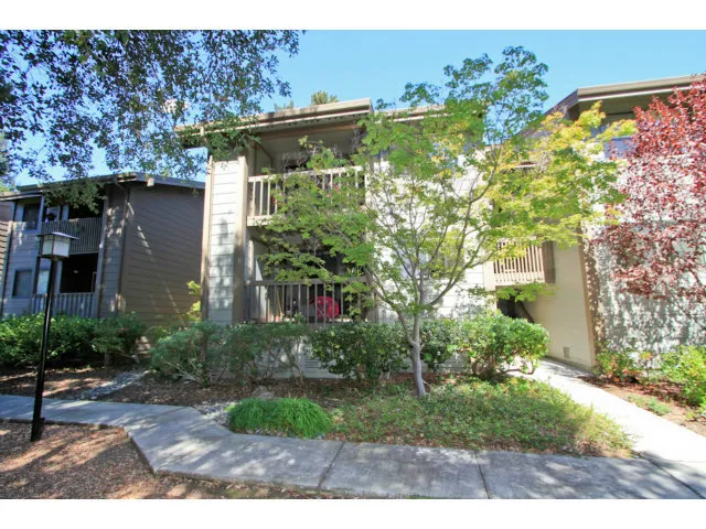 938 Clark Avenue 48, Mountain View, California 94040