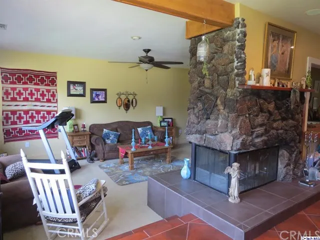 10223 Floralita Avenue, Sunland, California 91040
