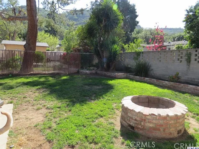 10223 Floralita Avenue, Sunland, California 91040