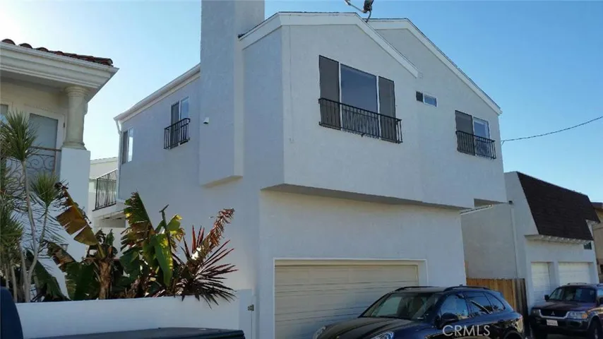 the apartment is actually on Loma Drive 6 houses South of Park street on the West side of the street.