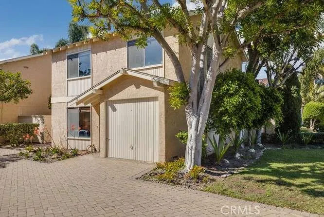 121 S Broadway, Redondo Beach, California 90277