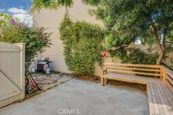 121 S Broadway, Redondo Beach, California 90277