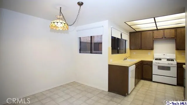 323 N Jackson Street 201, Glendale, California 91206