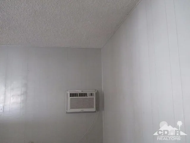 32567 Flagstaff Avenue, Thousand Palms, California 92276