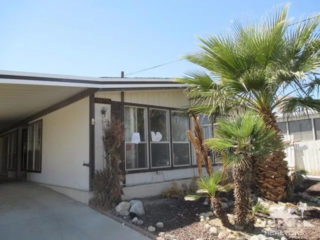 32567 Flagstaff Avenue, Thousand Palms, California 92276