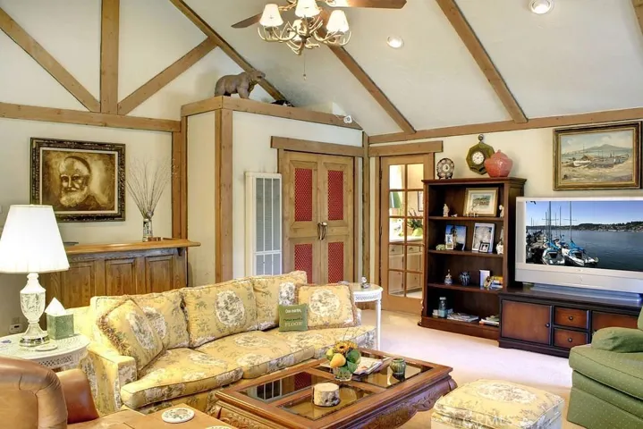 505 Wanita Lane, Big Bear, California 92315