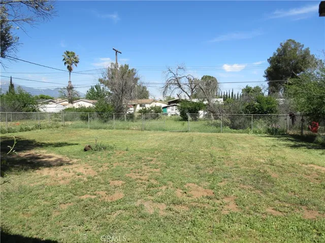 1322 Massachusetts Avenue, Beaumont, California 92223