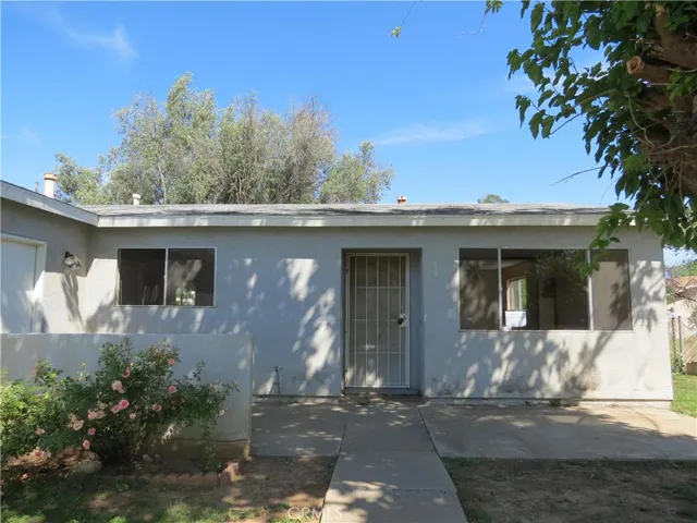 1322 Massachusetts Avenue, Beaumont, California 92223