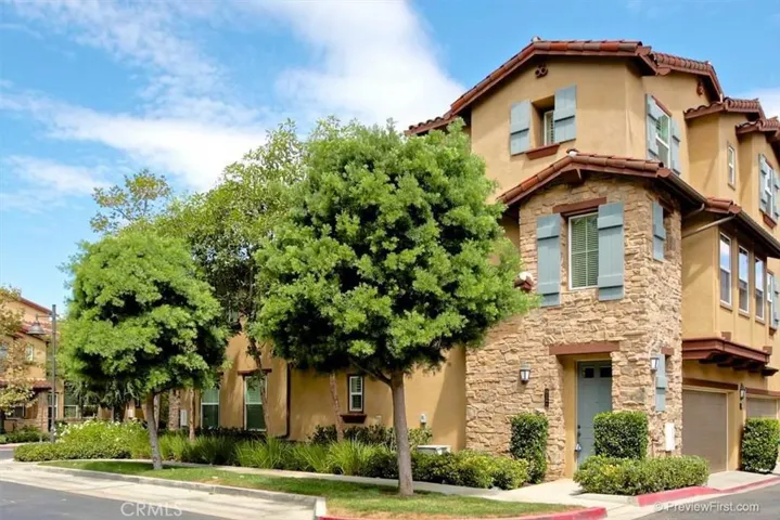 100 Jadestone, Irvine, California 92603