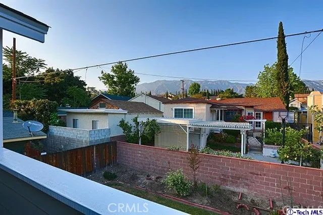 3055 Piedmont Avenue, La Crescenta, California 91214