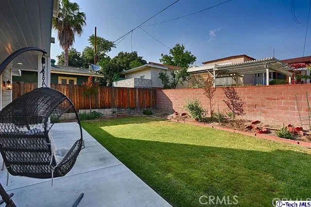 3055 Piedmont Avenue, La Crescenta, California 91214