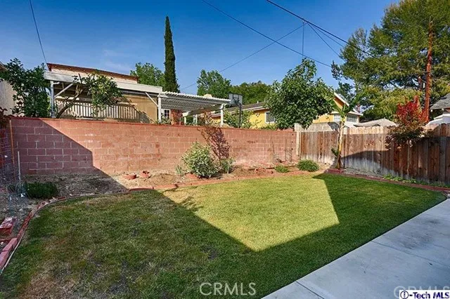 3055 Piedmont Avenue, La Crescenta, California 91214
