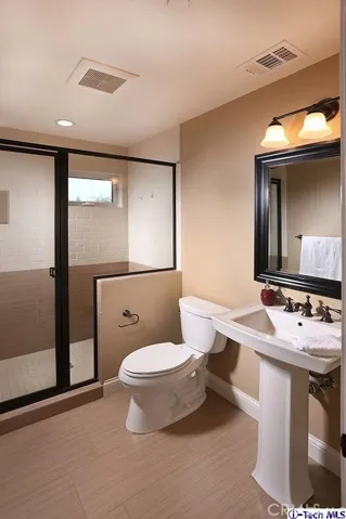 3055 Piedmont Avenue, La Crescenta, California 91214