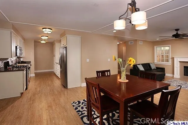 3055 Piedmont Avenue, La Crescenta, California 91214