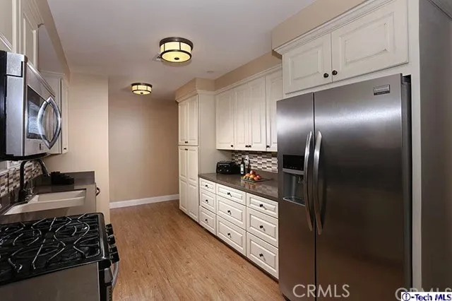 3055 Piedmont Avenue, La Crescenta, California 91214