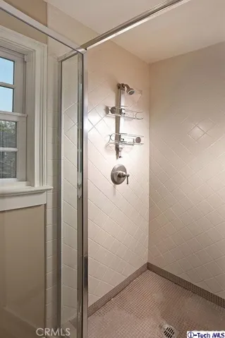 3055 Piedmont Avenue, La Crescenta, California 91214