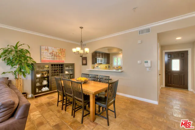 1217 Yale Street 110, Santa Monica, California 90404