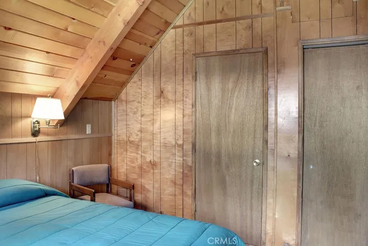 390 Imperial Avenue, Sugarloaf, California 92386