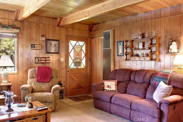 390 Imperial Avenue, Sugarloaf, California 92386
