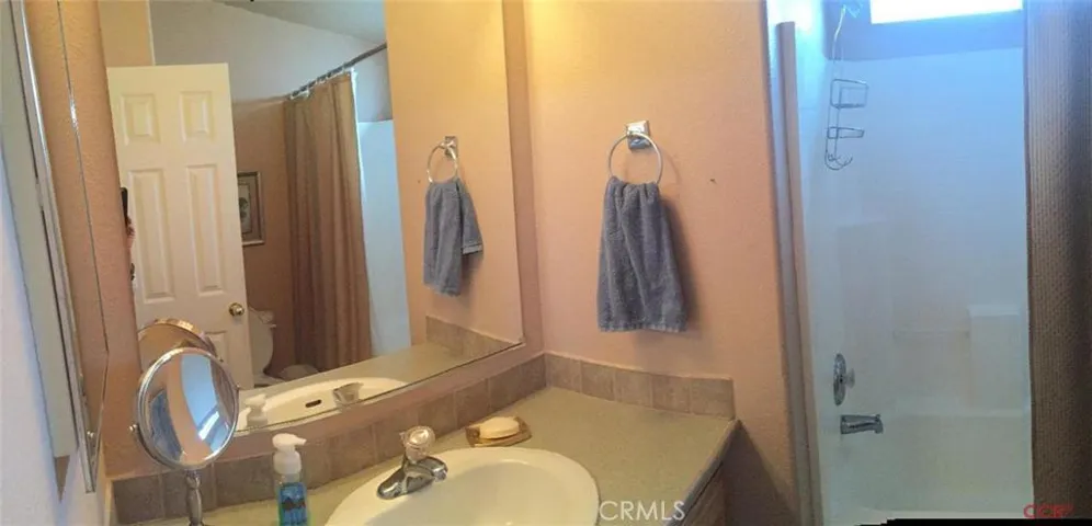 3860 S Higuera A17, San Luis Obispo, California 93401
