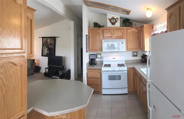 3860 S Higuera A17, San Luis Obispo, California 93401