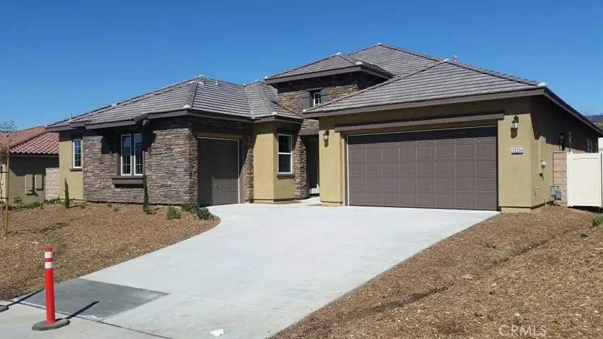 32204 Goldeneye Drive, Winchester, California 92596