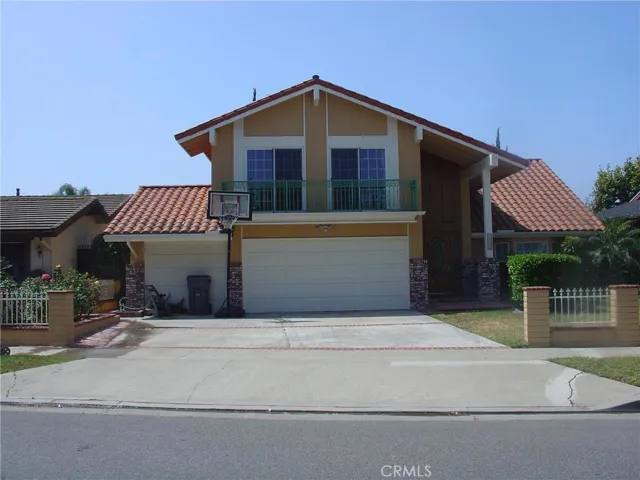 1402 Marcella Lane, Santa Ana, California 92706