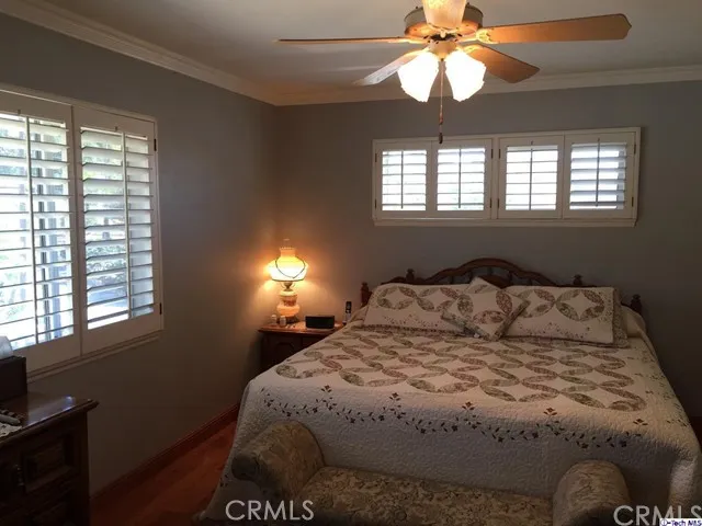 3323 Sparr Boulevard, Glendale, California 91208