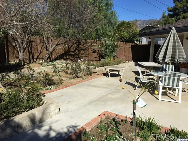 3323 Sparr Boulevard, Glendale, California 91208