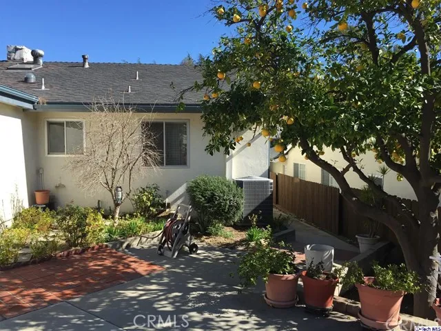 3323 Sparr Boulevard, Glendale, California 91208