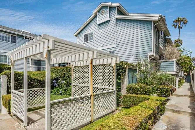 1005 S Catalina Avenue C, Redondo Beach, California 90277