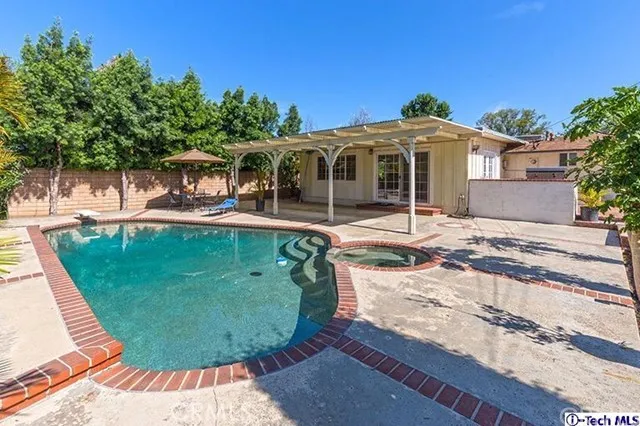 1622 E Thelborn Street, West Covina, California 91791