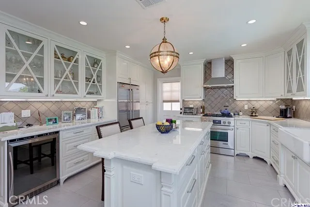 2516 N Orchard Drive, Burbank, California 91504