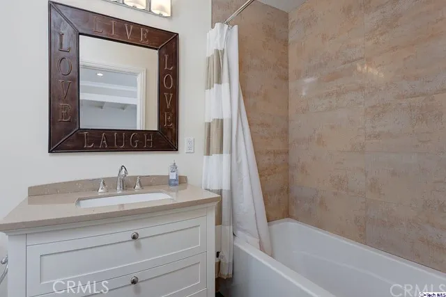 2516 N Orchard Drive, Burbank, California 91504