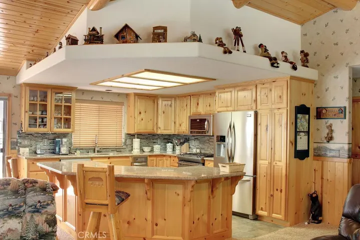 1262 Balsam Drive, Big Bear, California 92315