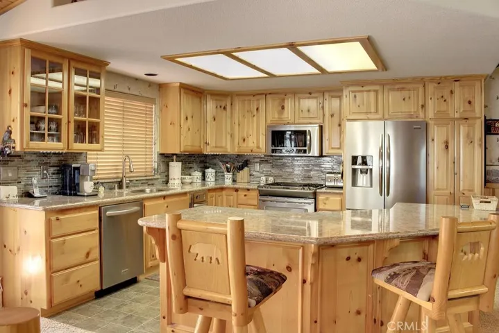 1262 Balsam Drive, Big Bear, California 92315