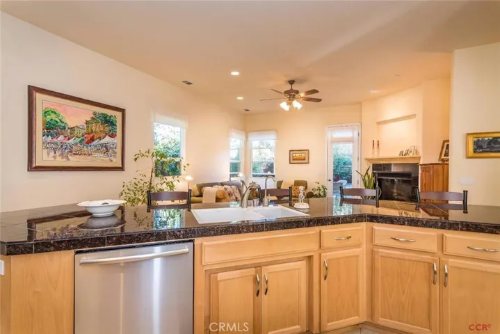 4220 La Posada, San Luis Obispo, California 93401
