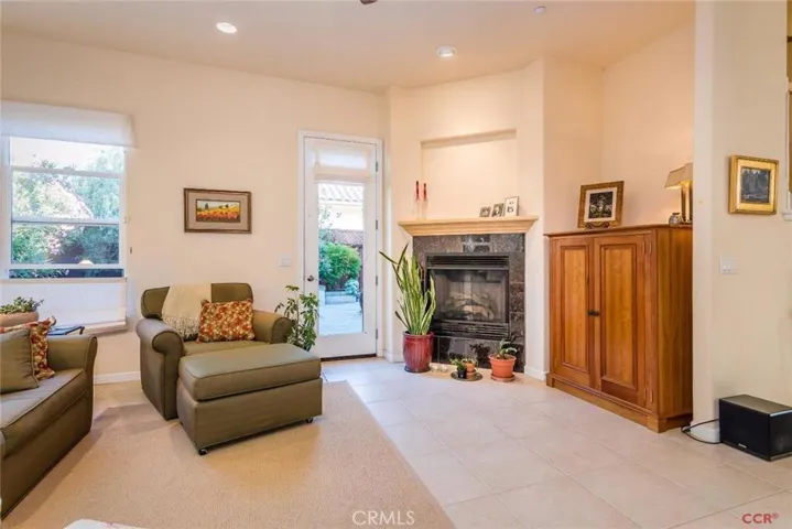 4220 La Posada, San Luis Obispo, California 93401