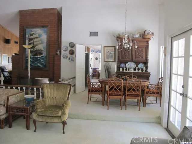 843 Moorside Drive, Glendale, California 91207