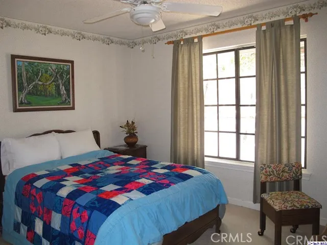 843 Moorside Drive, Glendale, California 91207