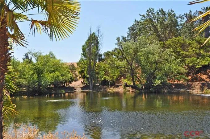 7745 Creston Road, Paso Robles, California 93446