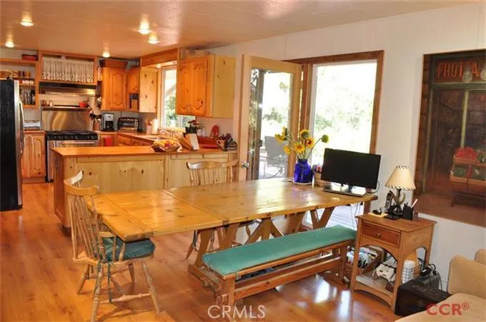 7745 Creston Road, Paso Robles, California 93446