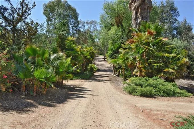 7745 Creston Road, Paso Robles, California 93446