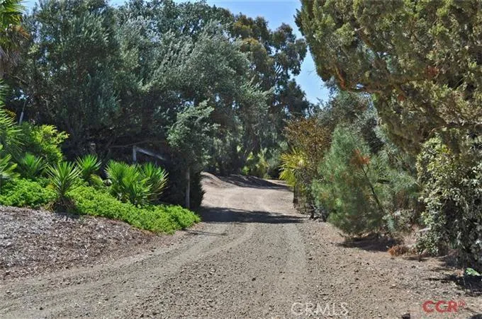 7745 Creston Road, Paso Robles, California 93446