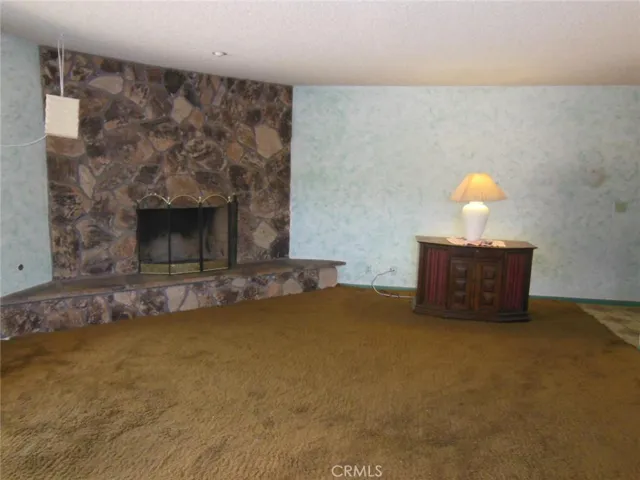 13020 Rolling Ridge Drive, Victorville, California 92392