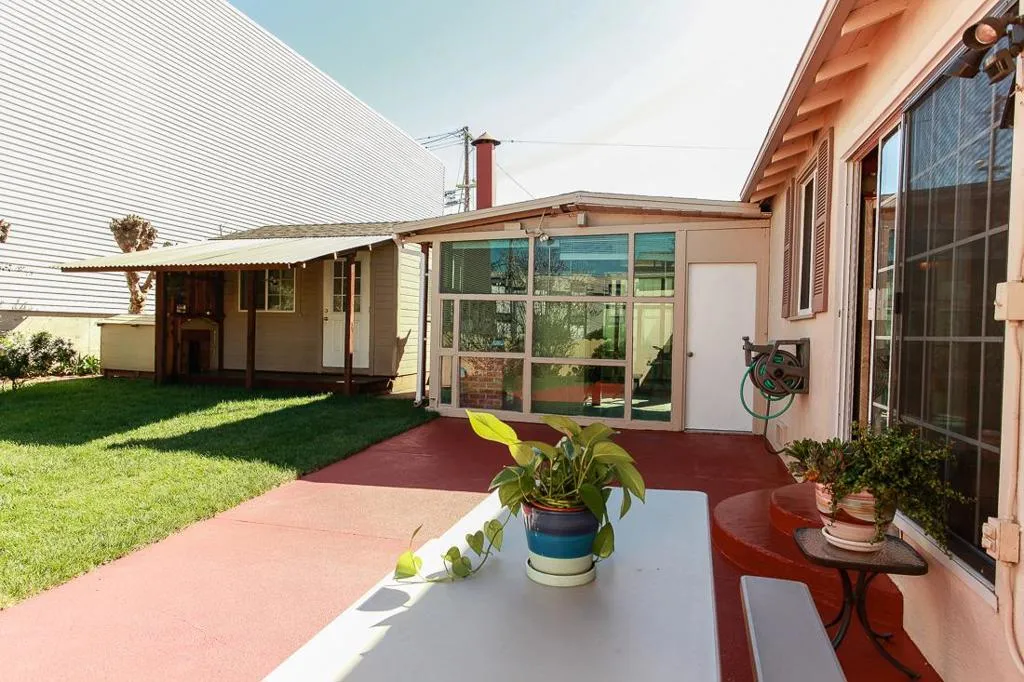 , Daly City, California 94015 home-pic-16